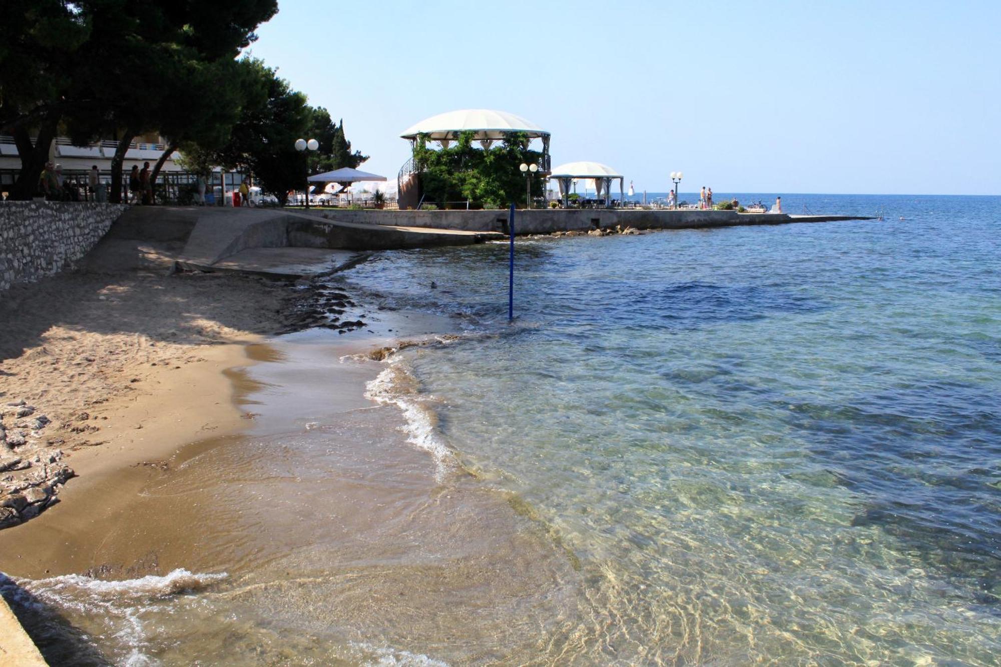 With A Parking Space - 22565 * Umag